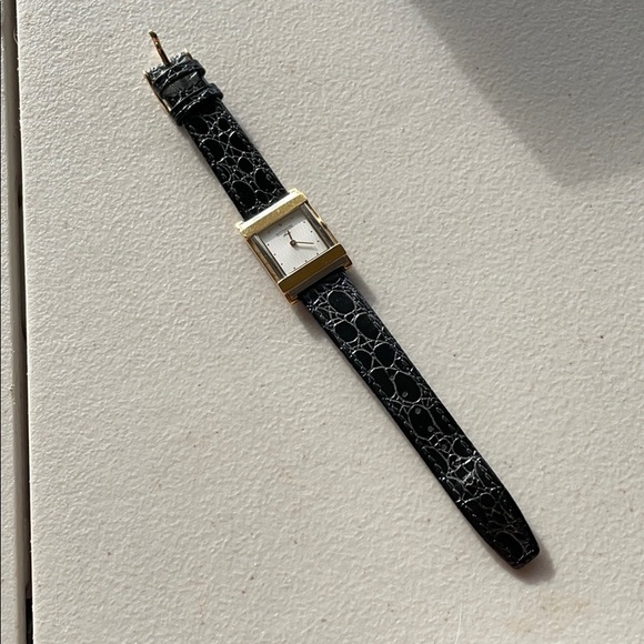 Wittnauer Leather Gold Watch main image 5